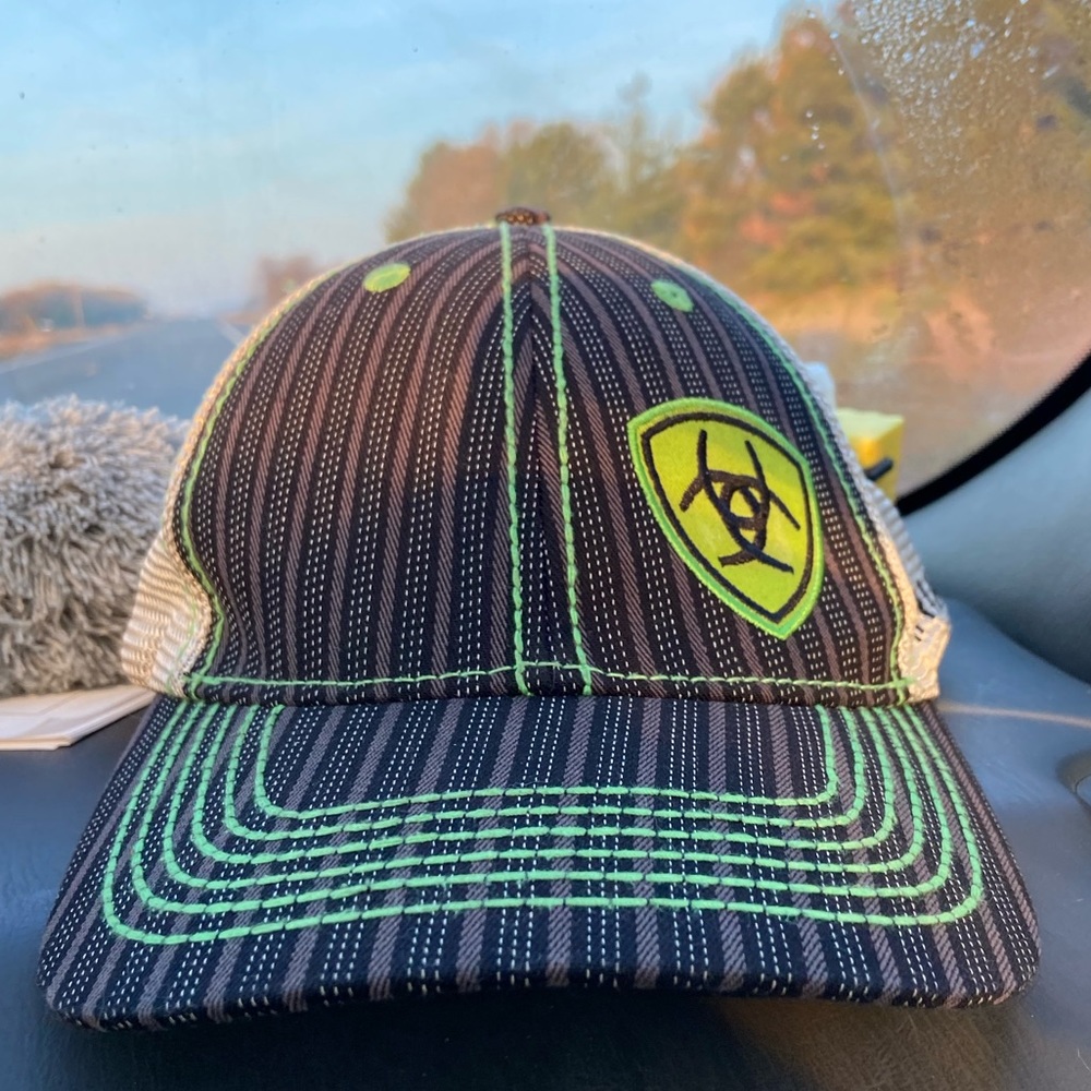Ariat hat